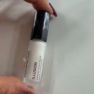 New Hourglass Illusion Primer sample .12 FL OZ/ 3.7 ml